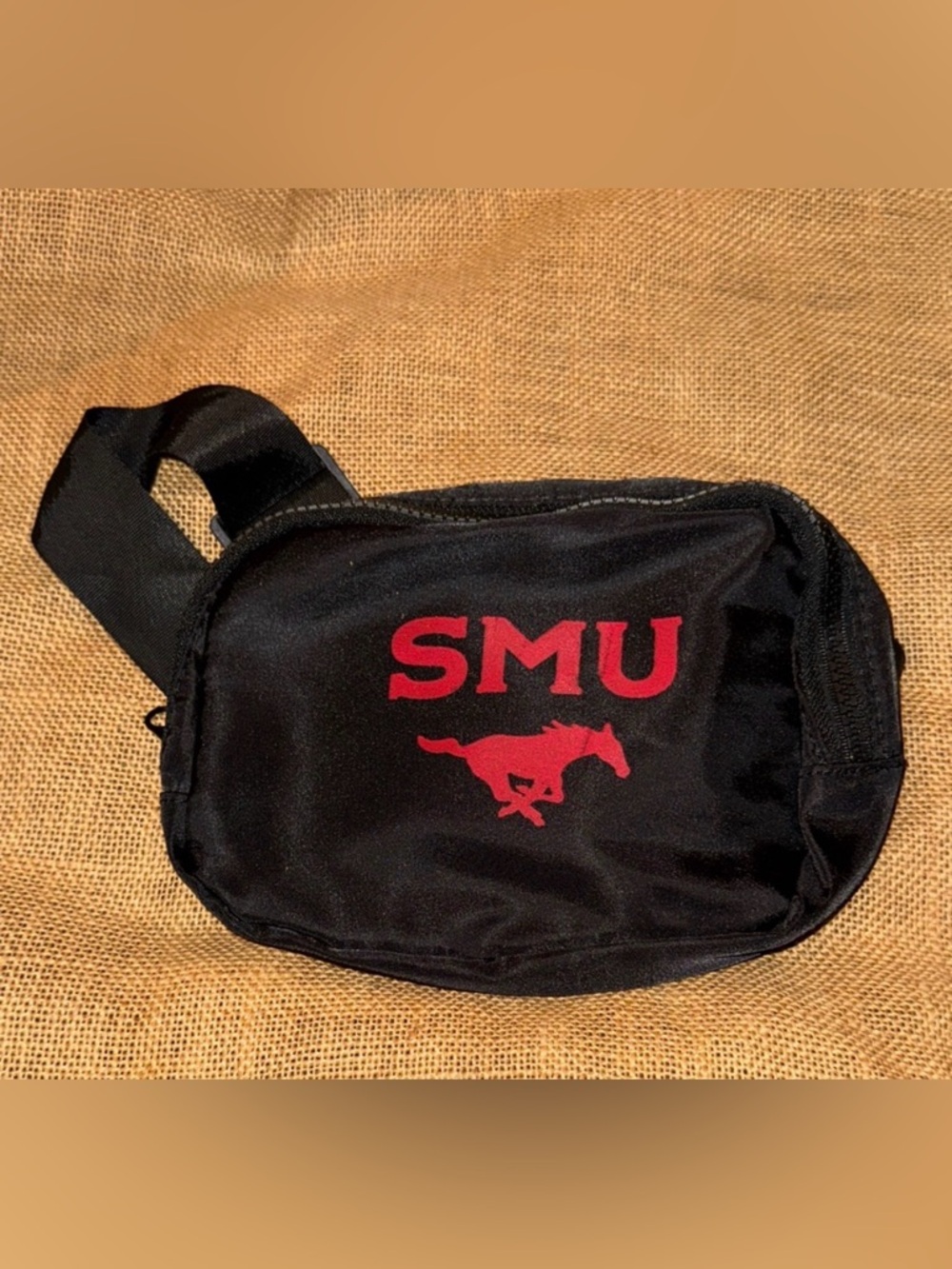SMU Mustangs Fanny Pack Black Crossbody Bag NWOT Unisex Collage